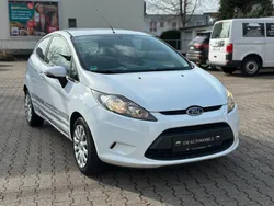 Weiß Gebraucht 2009 Ford Fiesta Kleinwagen | 3.499 € (Fairer Preis)