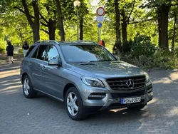 Grau Gebraucht 2012 Mercedes ML350 SUV | 16.200 € (Guter Preis)