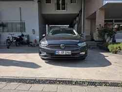 Grau Gebraucht 2020 VW Passat Kombi | 21.900 € (Fairer Preis)