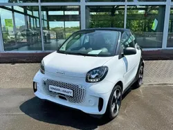 Weiß Gebraucht 2022 Smart ForTwo Electric Drive | 9.789 € (Superpreis)