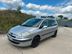 Silber Gebraucht 2005 Peugeot 807 Van / Kleinbus | 1.380 €