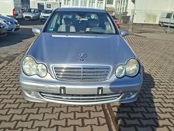 Silber Gebraucht 2004 Mercedes C320 Limousine | 2.499 €
