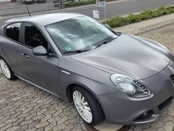 Grau Gebraucht 2013 Alfa Romeo Giulietta Sprint Kleinwagen | 9.000 €