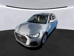 Grau Gebraucht 2023 Audi A1 Sportback Advanced Kleinwagen | 21.390 € (Guter Preis)