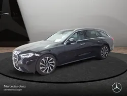 Schwarz Gebraucht 2023 Mercedes E220 Avantgarde Kombi | 42.990 € (Superpreis)
