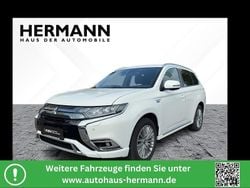 Weiß Gebraucht 2018 Mitsubishi Outlander P-HEV Top SUV | 18.490 € (Fairer Preis)