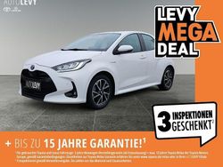 Super white 2 Gebraucht 2021 Toyota Yaris Hybrid Team Kleinwagen | 18.487 € (Fairer Preis)