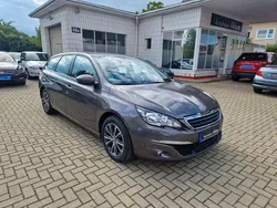 Braun Gebraucht 2014 Peugeot 308 Active Kombi | 5.999 € (Fairer Preis)