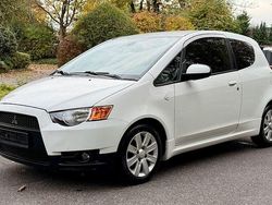 Weiß Gebraucht 2010 Mitsubishi Colt Kleinwagen | 3.498 € (Fairer Preis)
