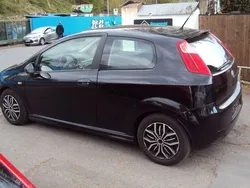 Schwarz Gebraucht 2009 Fiat Grande Punto Dynamic Kleinwagen | 2.700 € (Fairer Preis)