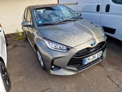 Gebraucht 2023 Toyota Yaris Hybrid Comfort Kleinwagen | 24.500 € (Etwas zu teuer)