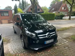 Schwarz Gebraucht 2019 Mercedes V220 Edition Van / Kleinbus | 43.900 €