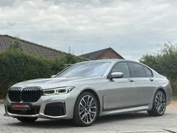 Grau Gebraucht 2022 BMW 730 M Sport Limousine | 54.990 € (Guter Preis)