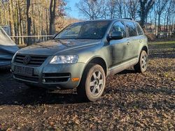 Grün Gebraucht 2006 VW Touareg SUV | 5.350 € (Fairer Preis)