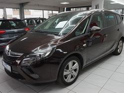 Braun Gebraucht 2016 Opel Zafira Tourer drive Van / Kleinbus | 9.990 € (Fairer Preis)