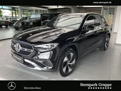 Lack obsidianschwarz Gebraucht 2024 Mercedes GLC300e SUV | 63.890 € (Guter Preis)