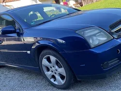 Blau Gebraucht 2003 Opel Vectra GTS Limousine | 950 € (Guter Preis)