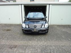 Schwarz Gebraucht 2005 Mercedes E350 Kombi | 5.295 €