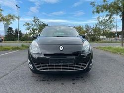 Schwarz Gebraucht 2010 Renault Grand Scénic III Dynamique Van / Kleinbus | 3.990 € (Fairer Preis)