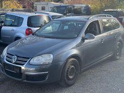 Grau Gebraucht 2008 VW Golf V Kombi | 2.690 € (Fairer Preis)