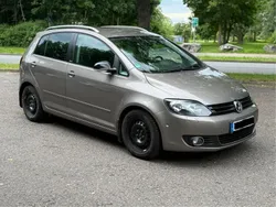 Braun Gebraucht 2011 VW Golf Plus Van / Kleinbus | 3.500 € (Superpreis)