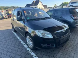 Schwarzmagic perleffekt Gebraucht 2010 Skoda Roomster Plus Edition Kombi | 2.390 € (Guter Preis)
