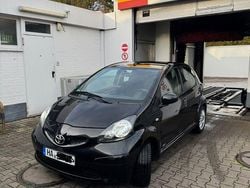 Schwarz Gebraucht 2007 Toyota Aygo Team Kleinwagen | 3.199 € (Fairer Preis)