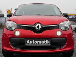 Rot Gebraucht 2018 Renault Twingo LIMITED Kleinwagen | 9.750 € (Fairer Preis)