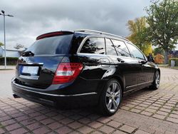 Schwarz Gebraucht 2013 Mercedes C250 Limousine | 13.400 € (Etwas zu teuer)