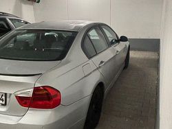 Grau Gebraucht 2007 BMW 318 Limousine | 3.500 € (Superpreis)