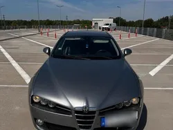 Grau Gebraucht 2006 Alfa Romeo 159 Limousine | 2.700 € (Fairer Preis)