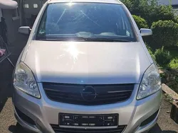 Silber Gebraucht 2009 Opel Zafira Van / Kleinbus | 1.800 € (Guter Preis)