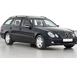 Schwarz Gebraucht 2003 Mercedes E200 Limousine | 3.000 € (Guter Preis)