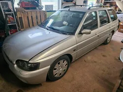 Silber Gebraucht 1995 Ford Escort Kombi | 887 €