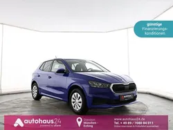 Blau Gebraucht 2024 Skoda Fabia Active Kleinwagen | 14.970 € (Superpreis)