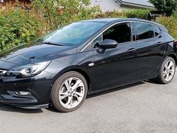 Schwarz Gebraucht 2016 Opel Astra Limousine | 8.950 € (Guter Preis)