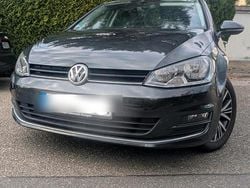 Grau Gebraucht 2016 VW Golf VII Allstar Limousine | 12.500 € (Fairer Preis)