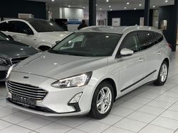 Silber Gebraucht 2019 Ford Focus Cool & Connect Kombi | 10.890 € (Superpreis)