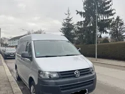 Silber Gebraucht 2013 VW T5 Van | 8.999 €