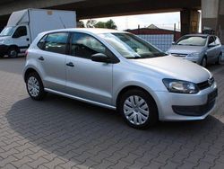 Silber Gebraucht 2012 VW Polo Trendline Kleinwagen | 7.490 € (Etwas zu teuer)