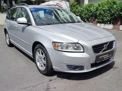 Silber Gebraucht 2010 Volvo V50 Momentum Kombi | 7.990 € (Fairer Preis)