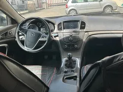 Schwarz Gebraucht 2010 Opel Insignia Limousine | 3.900 €