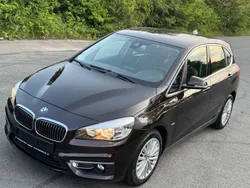 Braun Gebraucht 2016 BMW 218 Active Tourer Luxury Line Van / Kleinbus | 10.499 € (Superpreis)