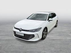 Weiß Gebraucht 2025 VW Passat Elegance Kombi | 34.979 € (Guter Preis)