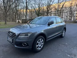Grau Gebraucht 2015 Audi Q5 Sport SUV | 21.000 € (Fairer Preis)
