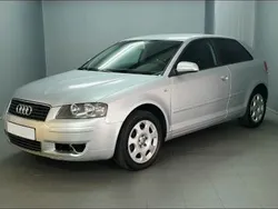 Silber Gebraucht 2003 Audi A3 Ambiente Limousine | 1.890 € (Teuer)