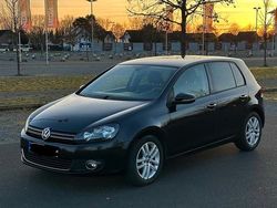 Schwarz Gebraucht 2012 VW Golf Highline Limousine | 5.100 € (Teuer)