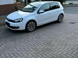 Weiß Gebraucht 2011 VW Golf VI Highline Limousine | 6.500 € (Fairer Preis)