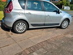 Silber Gebraucht 2010 Renault Mégane III Kleinwagen | 4.699 € (Fairer Preis)