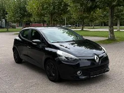 Schwarz Gebraucht 2013 Renault Clio IV Expression Kleinwagen | 4.800 € (Etwas zu teuer)
